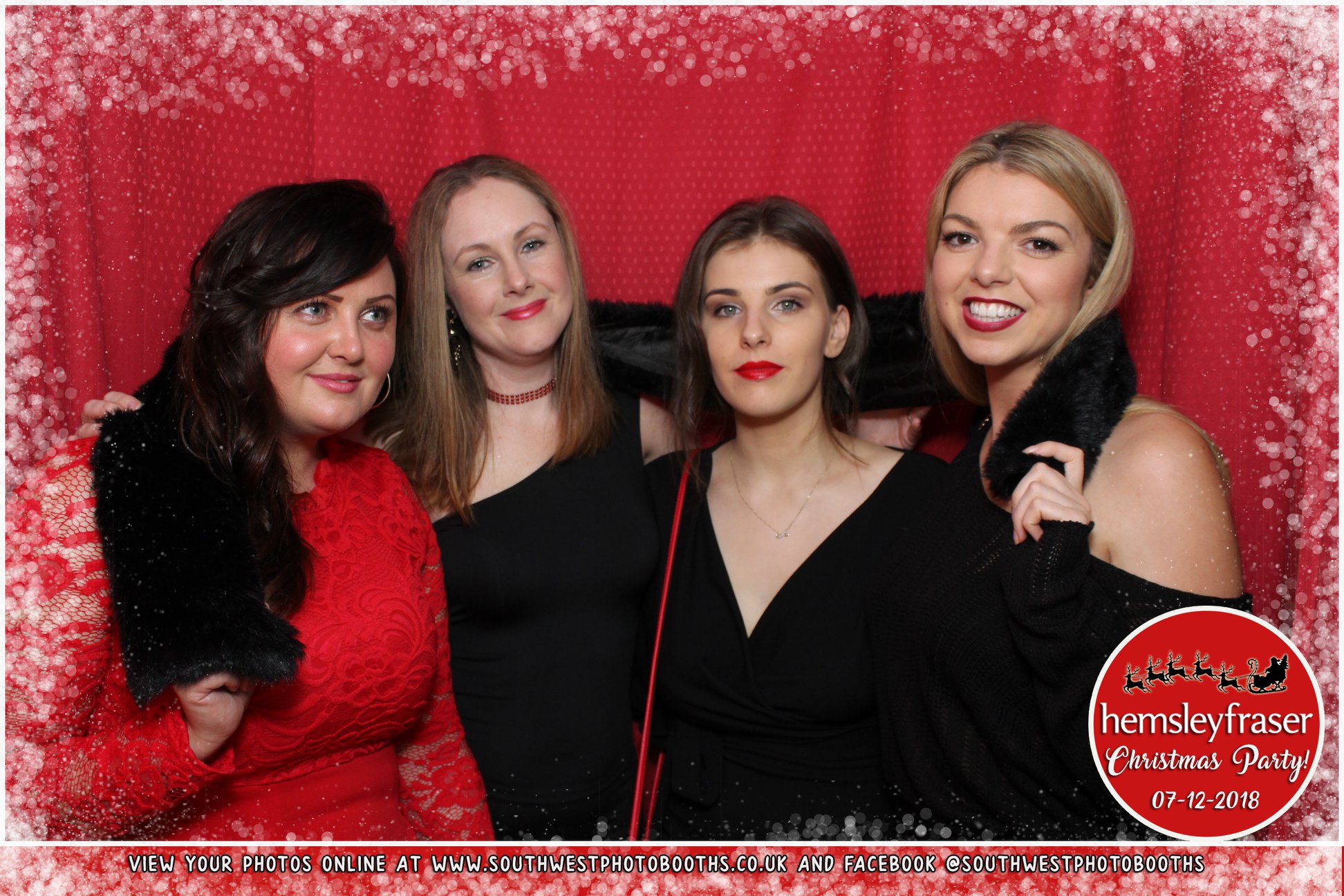 Hemsley Fraser Christmas Party | View more photos from the event at gallery.southwestphotobooths.co.uk/u/SWPB/Hemsley-Fraser-Christmas-Party